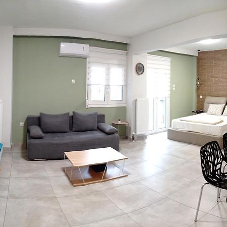 Central Home Tríkala Esterno foto